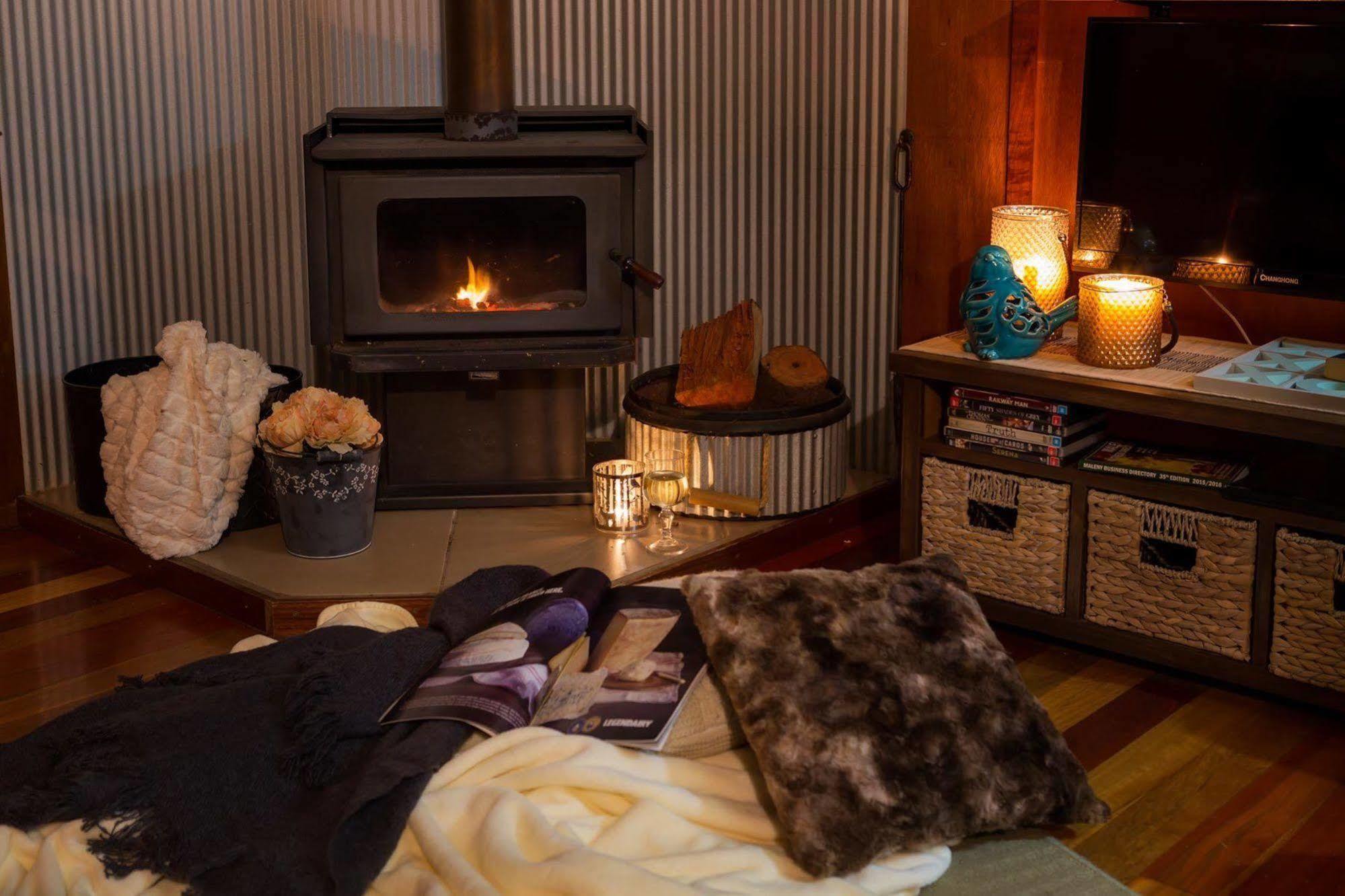מלני Whispering Valley Cottage Retreat מראה חיצוני תמונה